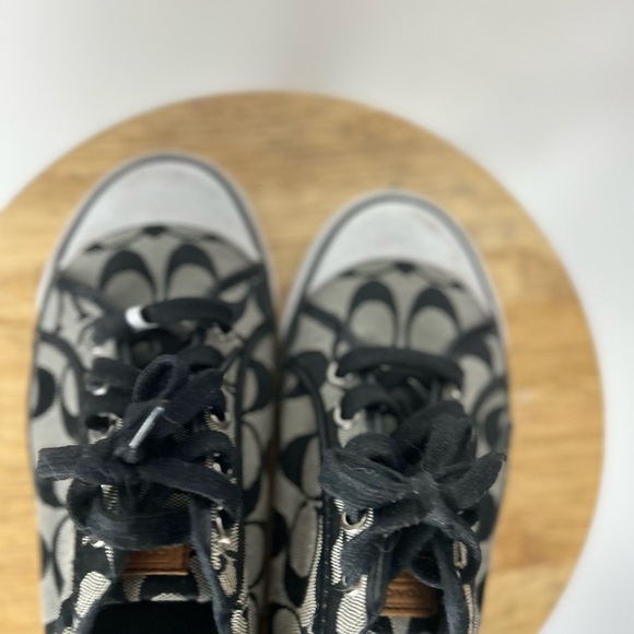 ⭐️SALE⭐️ Coach Sneakers - Picture 6 of 8